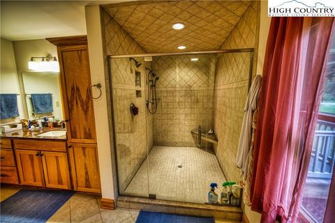 409 Bent River Dr, Jefferson, NC 28640 photo 19