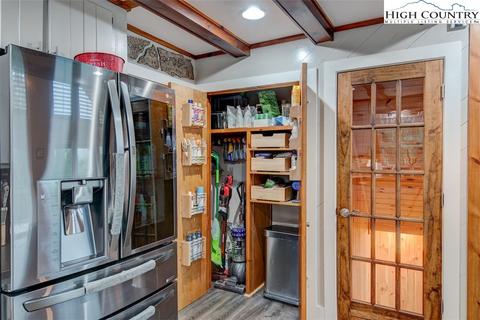 314 Sutherland Rd, Creston, NC 28615 photo 11