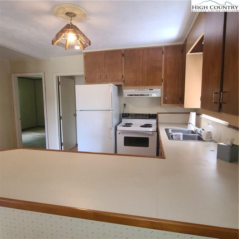  476 Will Perry Rd, Vilas, NC 28692 photo 6