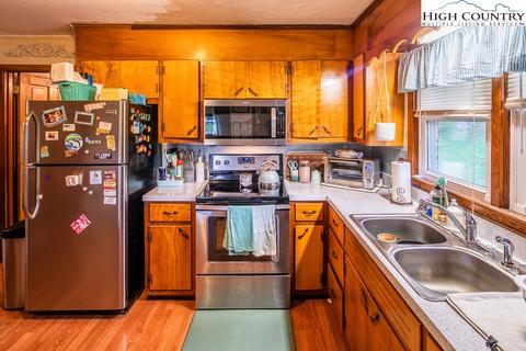 280 Dusty Rd, Boone, NC 28607 photo 11