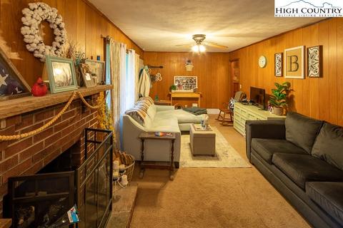 280 Dusty Rd, Boone, NC 28607 photo 4