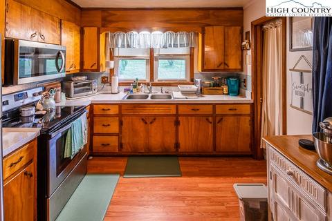 280 Dusty Rd, Boone, NC 28607 photo 9