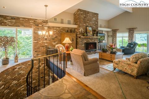 210 Willow, Boone, NC 28607 photo 6