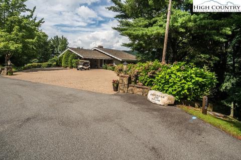 210 Willow, Boone, NC 28607 photo 2