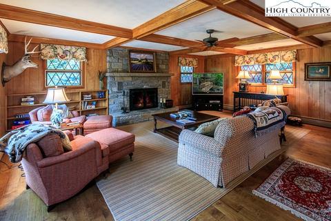 108 Pine, Boone, NC 28607 photo 1