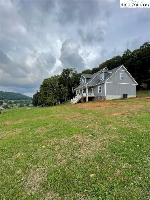 517 Maple Ave Ext Ext, West Jefferson, NC 28694 photo 5