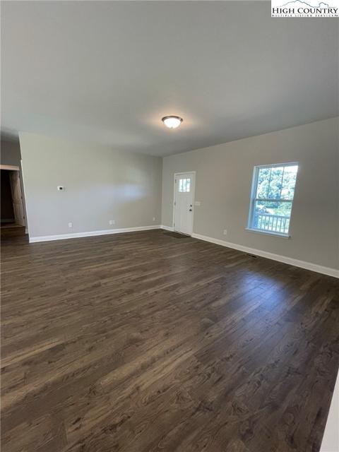 517 Maple Ave Ext Ext, West Jefferson, NC 28694 photo 11