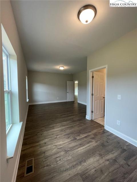 517 Maple Ave Ext Ext, West Jefferson, NC 28694 photo 15