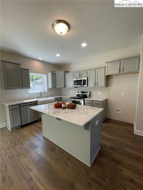 517 Maple Ave Ext Ext, West Jefferson, NC 28694 photo 8