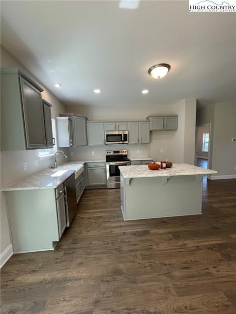 517 Maple Ave Ext Ext, West Jefferson, NC 28694 photo 10