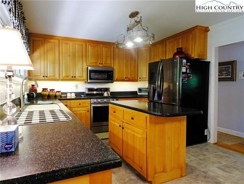 531 Glenn Bare Rd, Jefferson, NC 28640 photo 13