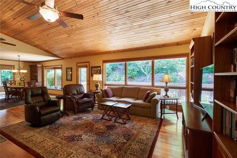 265 Willow Trl, Boone, NC 28607 photo 7