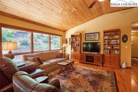 265 Willow Trl, Boone, NC 28607 photo 10
