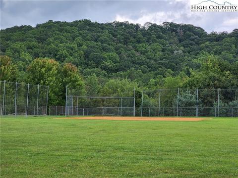 104 Poplar Dr, Beech Mountain, NC 28604 photo 21