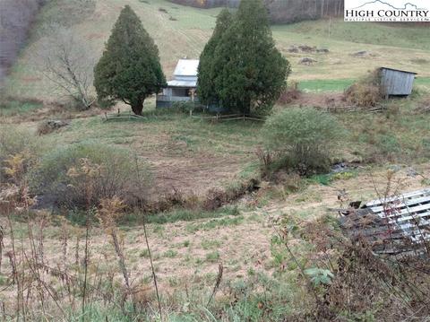 1619 Big Windfall Rd, Lansing, NC 28643 photo 4