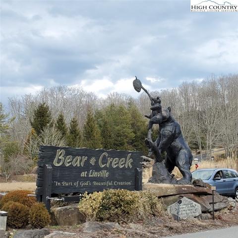 32 Cub Ct, Linville, NC 28646
