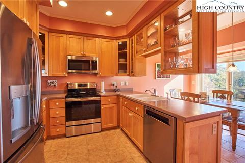351 Greystone Dr, Boone, NC 28607 photo 6