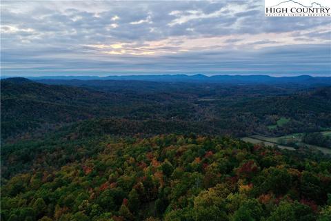 149 Buck Mountain Rd, Purlear, NC 28665 photo 9