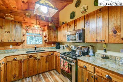 359 Mount Paron Rd, Deep Gap, NC 28618 photo 13