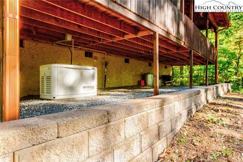 359 Mount Paron Rd, Deep Gap, NC 28618 photo 35
