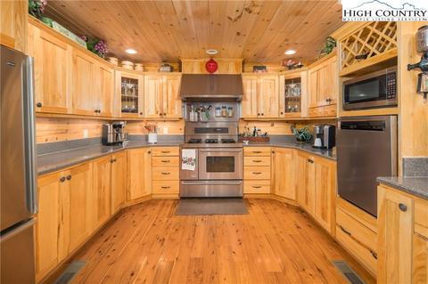 175 Woods Rd, Boone, NC 28607 photo 18