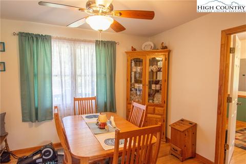 220 G St, Lansing, NC 28643 photo 11
