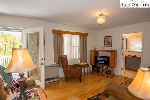 220 G St, Lansing, NC 28643 photo 16