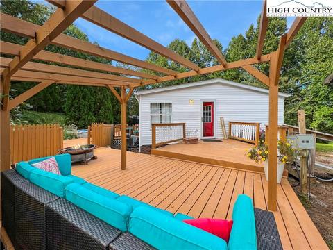 2111 Boiling Springs Rd, Purlear, NC 28665 photo 7