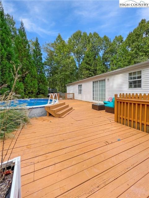 2111 Boiling Springs Rd, Purlear, NC 28665 photo 4
