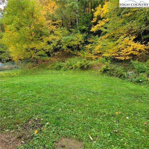 151 Rogers Dr, Boone, NC 28607 photo 2