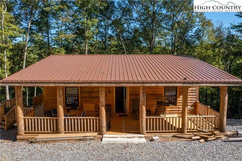 181 Pack Dr, Spruce Pine, NC 28777 photo 3