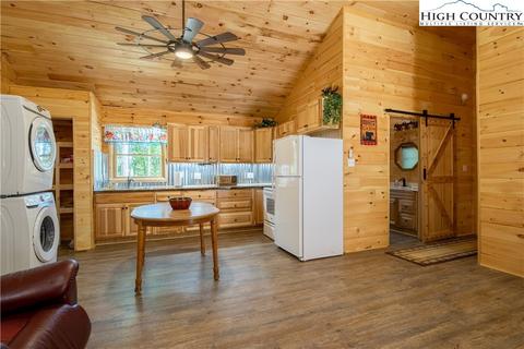 181 Pack Dr, Spruce Pine, NC 28777 photo 14