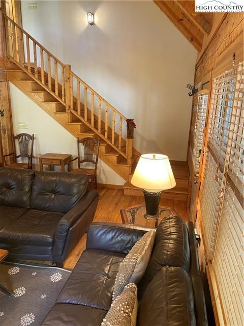 342 Hawks Lake Dr, Seven Devils, NC 28604 photo 18