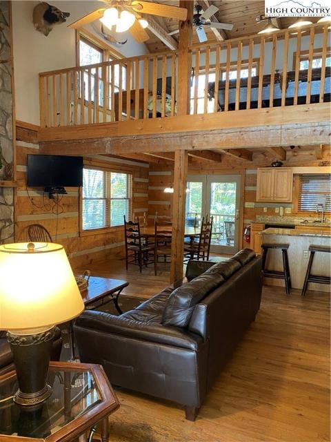 342 Hawks Lake Dr, Seven Devils, NC 28604 photo 8
