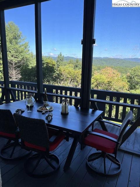 365 Doe Run Rd, Purlear, NC 28665 photo 3