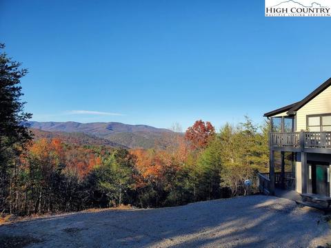 365 Doe Run Rd, Purlear, NC 28665 photo 2