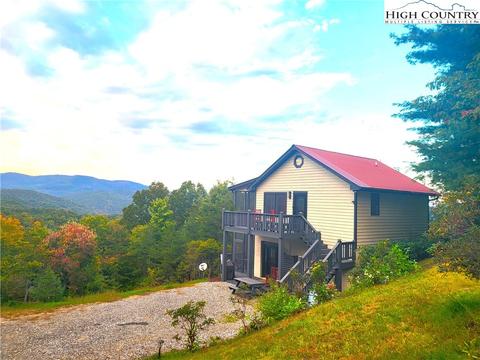 365 Doe Run Rd, Purlear, NC 28665 photo 1