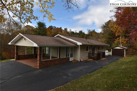 194 Davis Rd, Crumpler, NC 28617 photo 3
