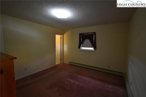 194 Davis Rd, Crumpler, NC 28617 photo 22