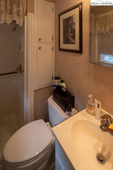 686 Cardinal Ln, Boone, NC 28607 photo 30