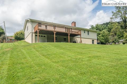 686 Cardinal Ln, Boone, NC 28607 photo 4