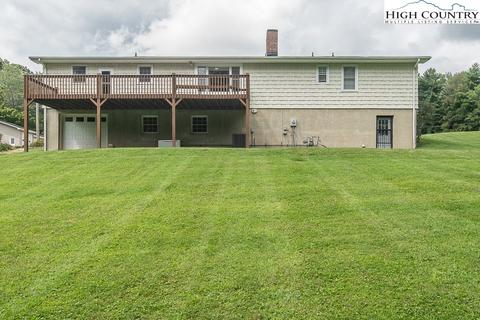 686 Cardinal Ln, Boone, NC 28607 photo 5