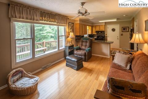 686 Cardinal Ln, Boone, NC 28607 photo 12