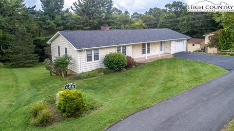 686 Cardinal Ln, Boone, NC 28607 photo 38