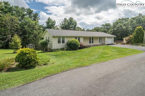 686 Cardinal Ln, Boone, NC 28607 photo 1