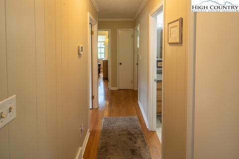 686 Cardinal Ln, Boone, NC 28607 photo 21
