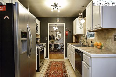 607 Farthing Hayes Rd, Boone, NC 28607 photo 10