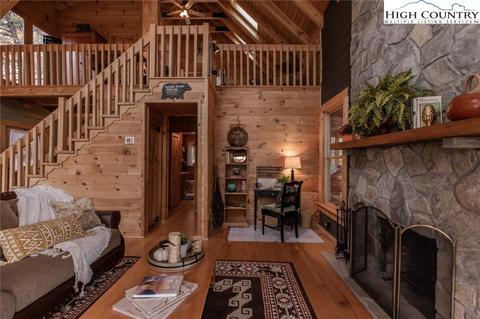 899 Bobcat Mountain Rd, Purlear, NC 28665 photo 19