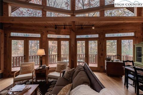 899 Bobcat Mountain Rd, Purlear, NC 28665 photo 8