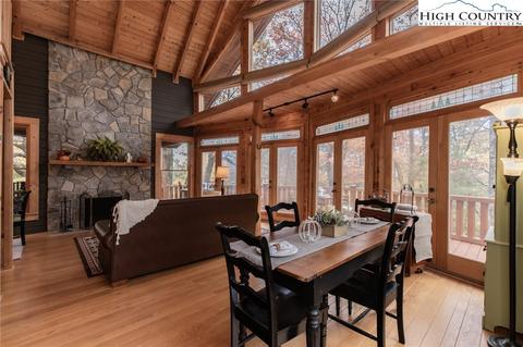 899 Bobcat Mountain Rd, Purlear, NC 28665 photo 7